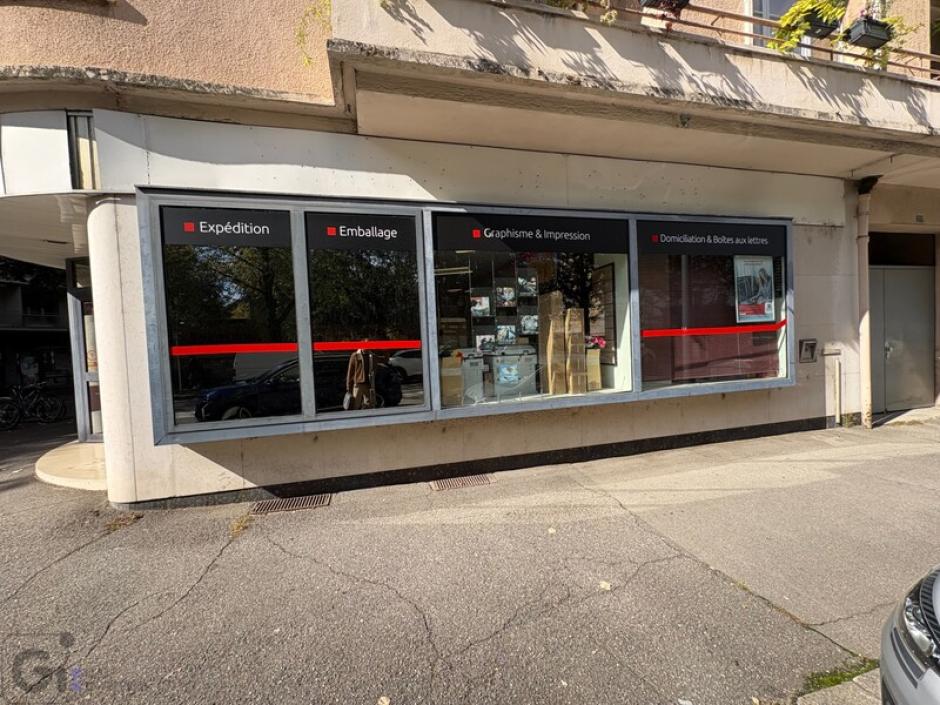 Location commerce chambéry