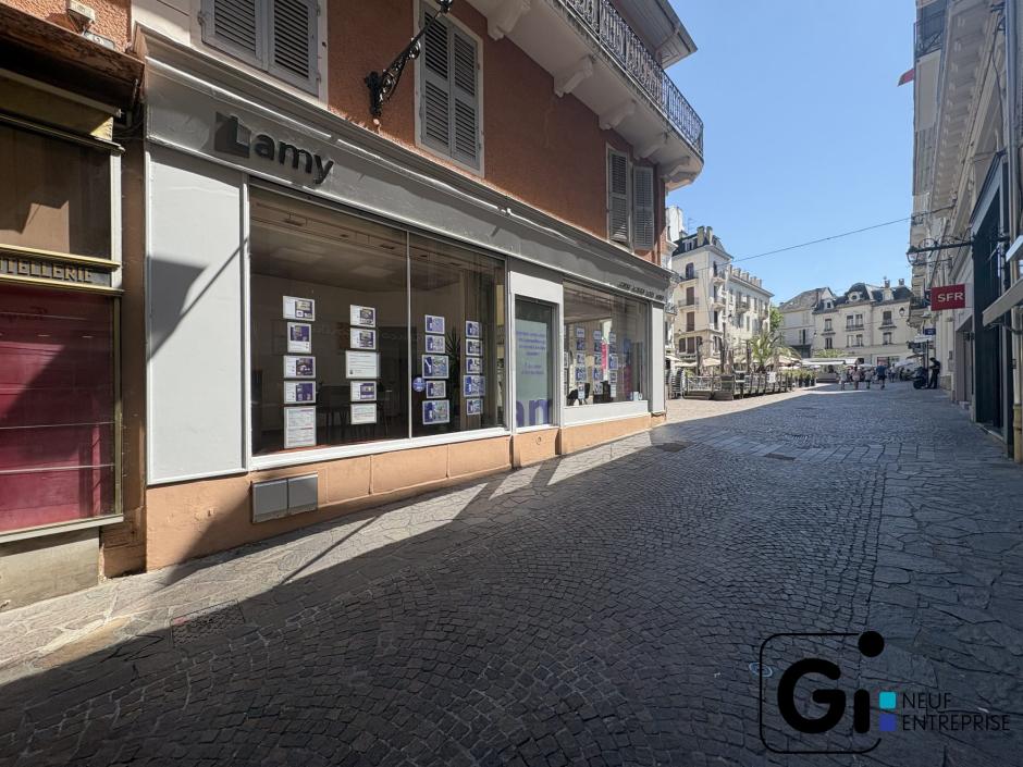 Commercial aix-les-bains