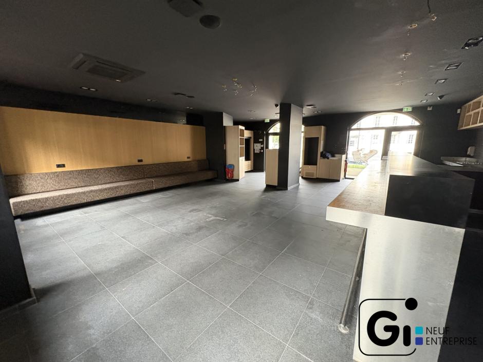 Commercial chambéry