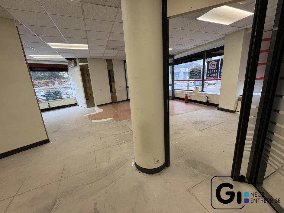 Local commercial chambéry