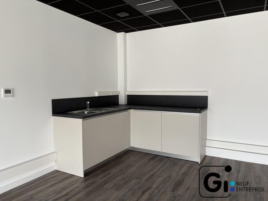 A usage de bureaux challes-les-eaux